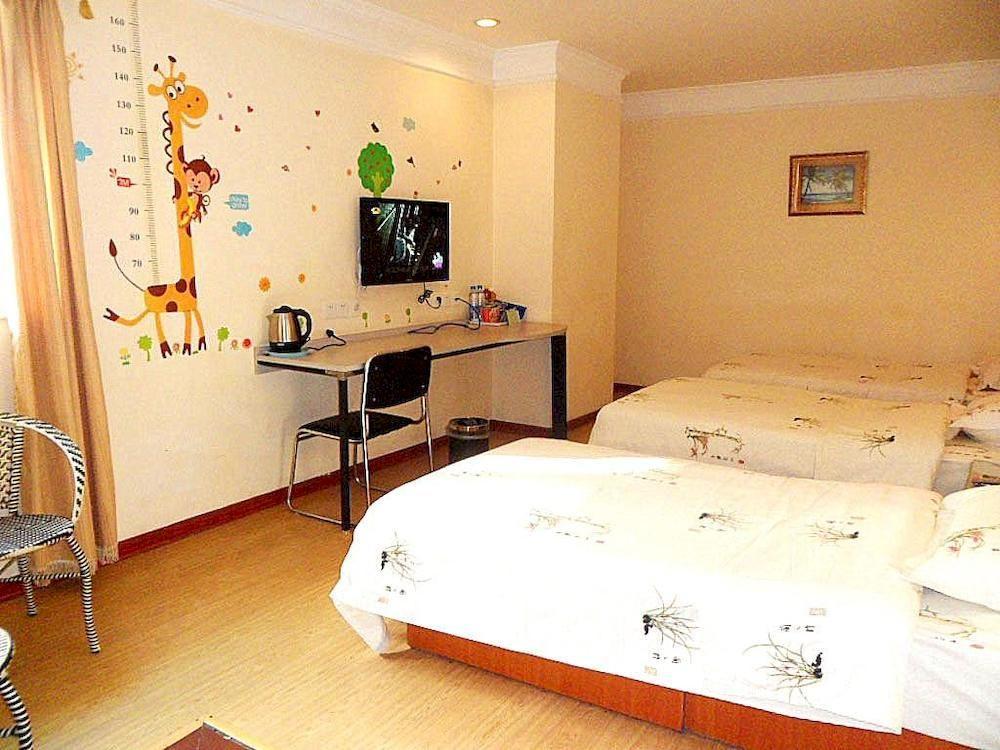 Jinkailai Business Hotel Qingdao Beer Street Екстер'єр фото