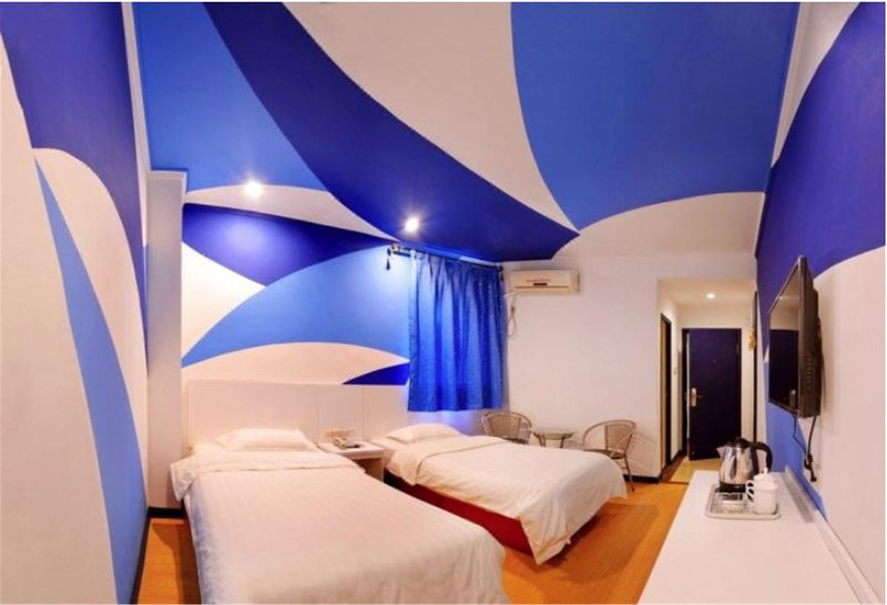 Jinkailai Business Hotel Qingdao Beer Street Екстер'єр фото